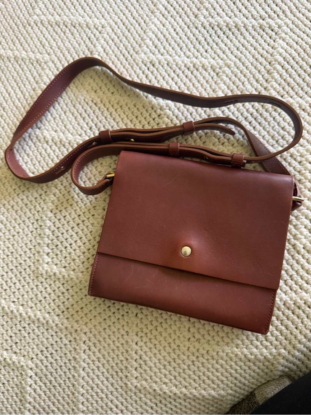 Minimalist Deep Chestnut Brown Leather Crossbody Bag with Adjustable Strap